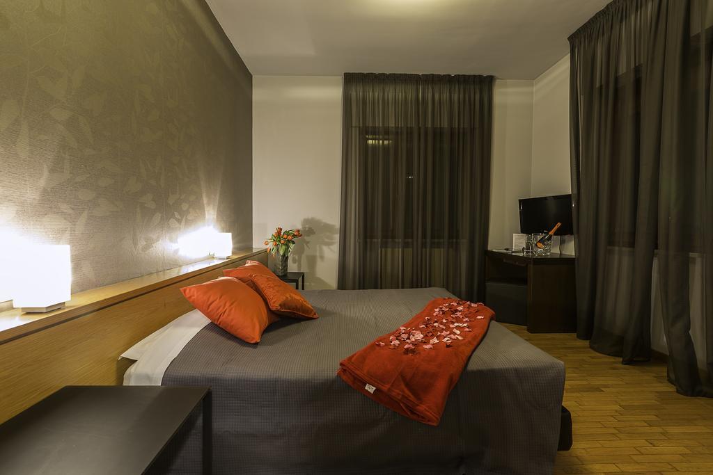 Capo Horn Hotel Boario Terme Exterior foto